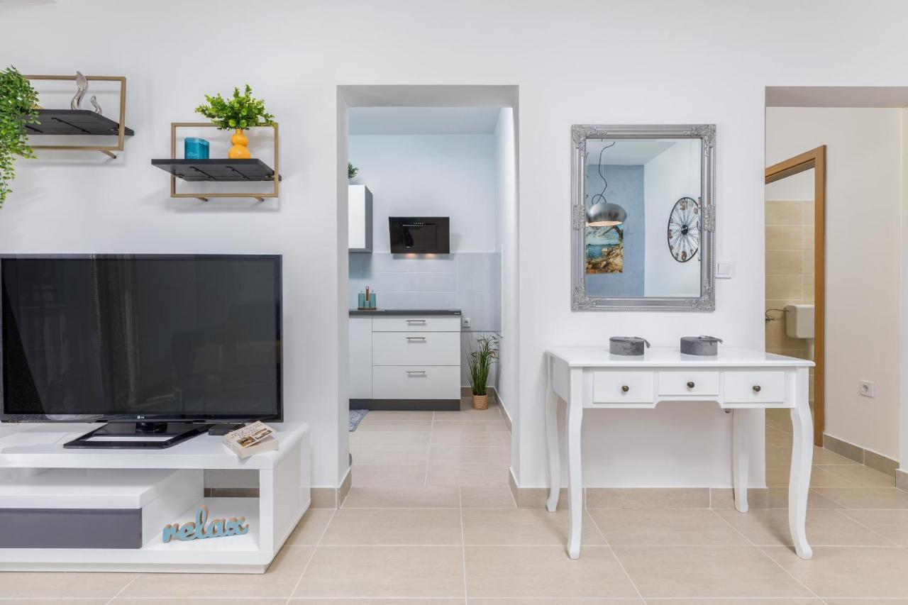 Apartment Mila Fažana Esterno foto